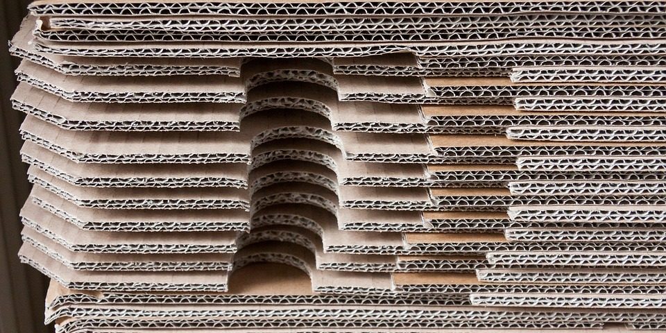 cardboard-1984477_960_720